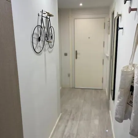 Con Ubicacion 公寓 马尔韦利亚